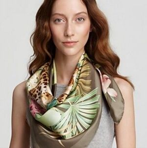 SALVATORE FERRAGAMO FLORAL SILK SCARF